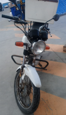 Yamaha YBR125 — foto 1