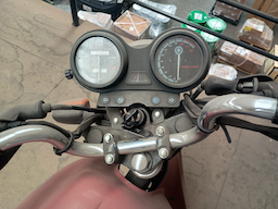 Yamaha YBR 125 — foto 5