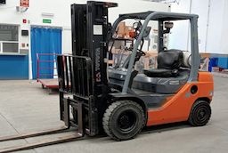 Toyota MONTACARGAS 8FGU25 — foto 7