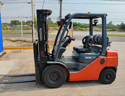 Toyota 32-8FG25 — foto 2