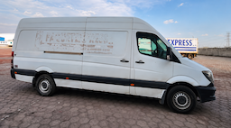 Mercedes Benz Cargo Van — foto 3