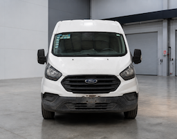 Ford Transit — foto 1