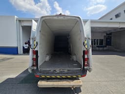 Mercedes Benz Sprinter — foto 14