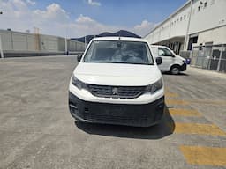Peugeot Partner — foto 6