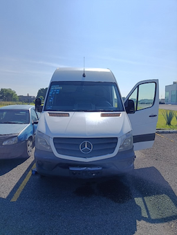 Mercedes Benz Cargo Van — foto 2