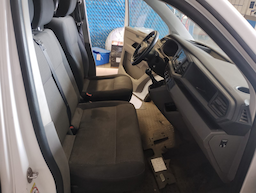 Volkswagen Transporter — foto 7