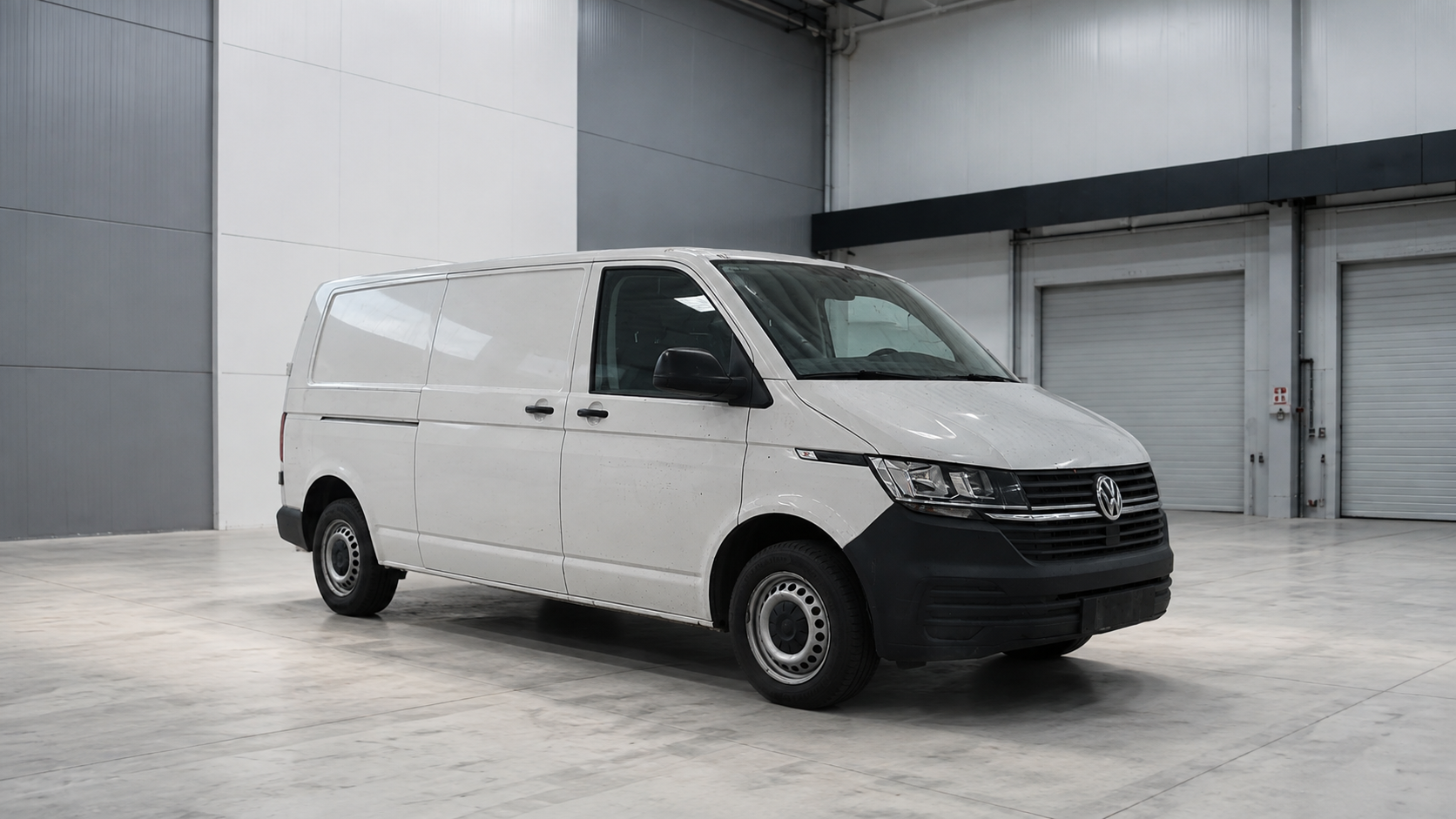 Volkswagen Transporter 2021 seminuevo certificado — Binnex Activos