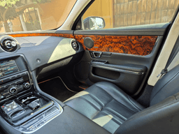 Jaguar XJ — foto 21