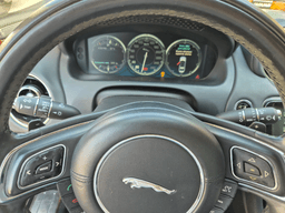 Jaguar XJ — foto 39