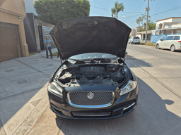 Jaguar XJ — foto 51