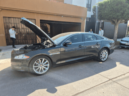 Jaguar XJ — foto 55