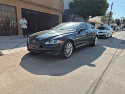 Jaguar XJ — foto 57