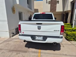Chrysler Ram 2500 — foto 4
