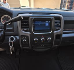 Chrysler Ram 2500 — foto 16