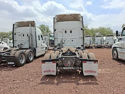 FREIGHTLINER Cascadia — foto 4