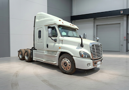 FREIGHTLINER Cascadia — foto 1