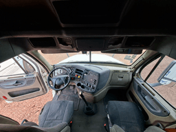 FREIGHTLINER Cascadia — foto 10
