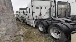 FREIGHTLINER Cascadia — foto 3