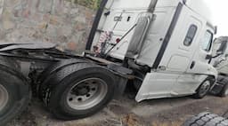 FREIGHTLINER Cascadia — foto 5