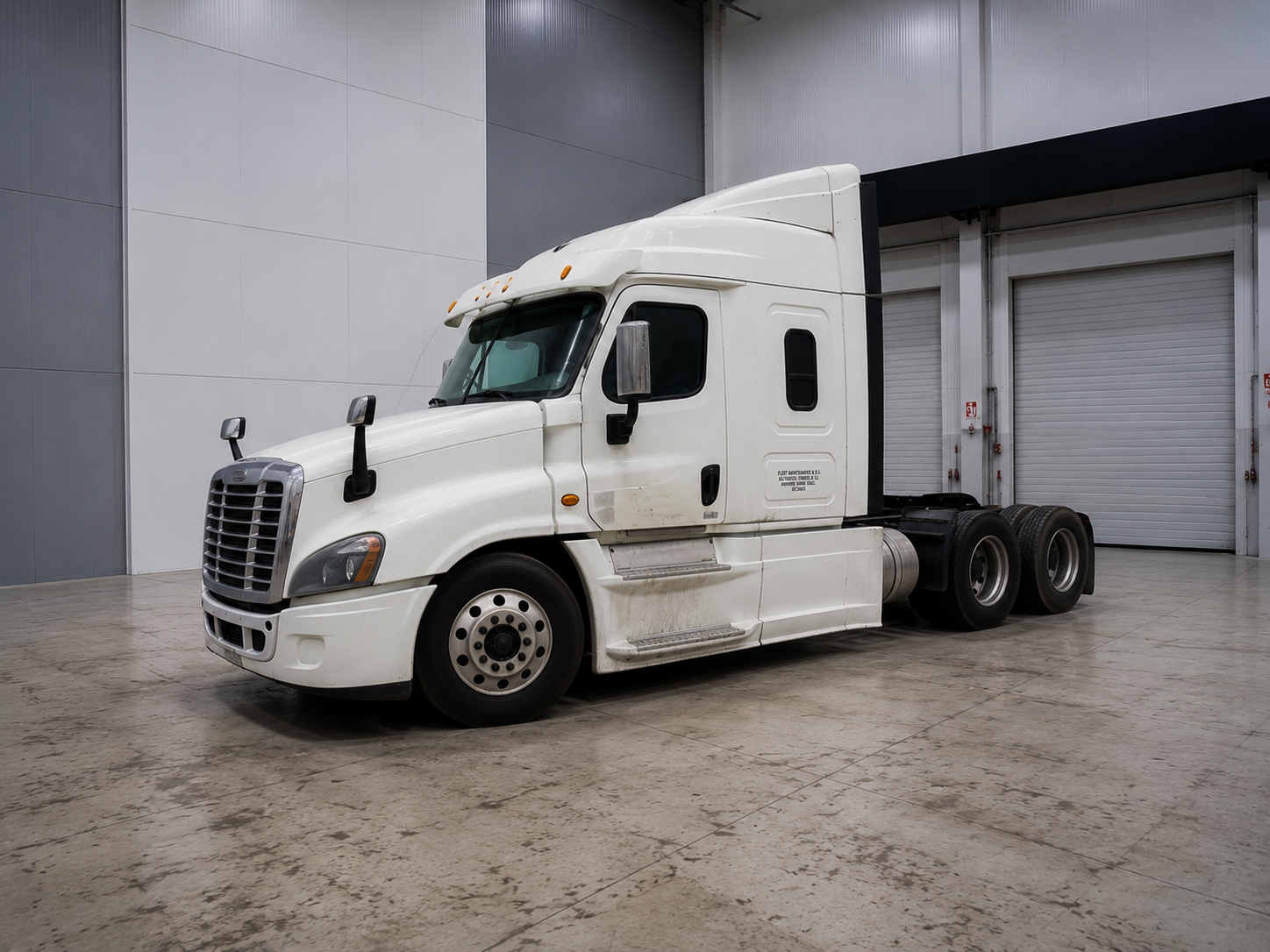 FREIGHTLINER Cascadia 2019 — Vehículo comercial seminuevo certificado