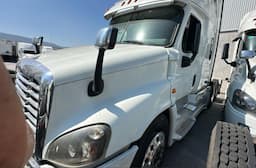 FREIGHTLINER Cascadia — foto 6