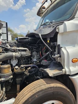 FREIGHTLINER Cascadia — foto 17