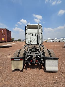 FREIGHTLINER Cascadia — foto 3