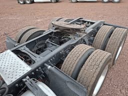 FREIGHTLINER Cascadia — foto 3