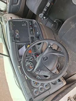 FREIGHTLINER Cascadia — foto 7