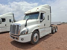 FREIGHTLINER Cascadia — foto 7
