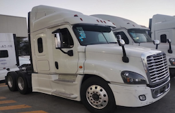 FREIGHTLINER Cascadia — foto 5
