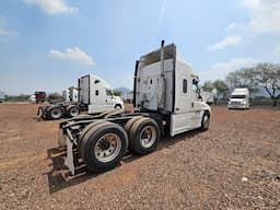FREIGHTLINER Cascadia — foto 10