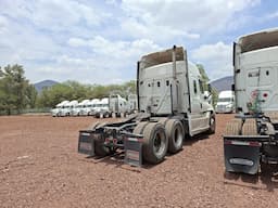 FREIGHTLINER Cascadia — foto 7