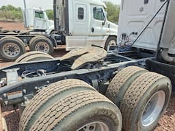 FREIGHTLINER Cascadia — foto 6