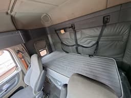 FREIGHTLINER Cascadia — foto 10