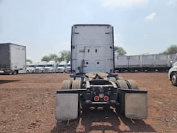FREIGHTLINER Cascadia — foto 4