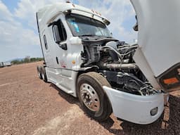FREIGHTLINER Cascadia — foto 14