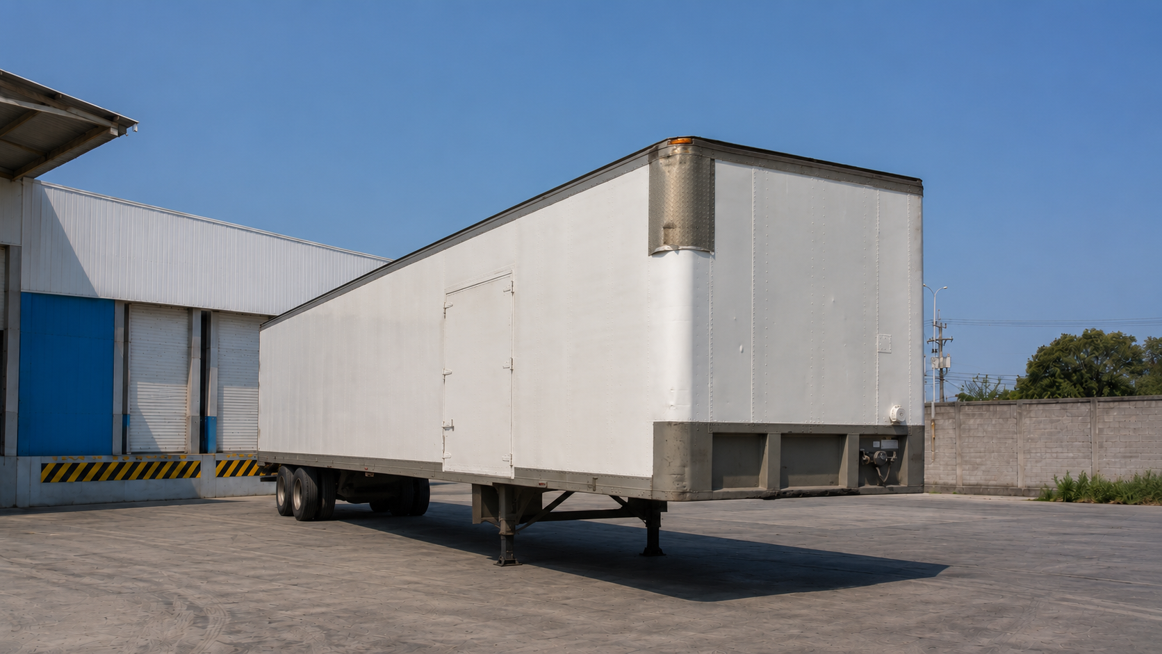 FRUEHAUF FRUEHAUF 2004 — Vehículo comercial seminuevo certificado